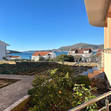 Apartments Zlatka Трогир Экстерьер фото